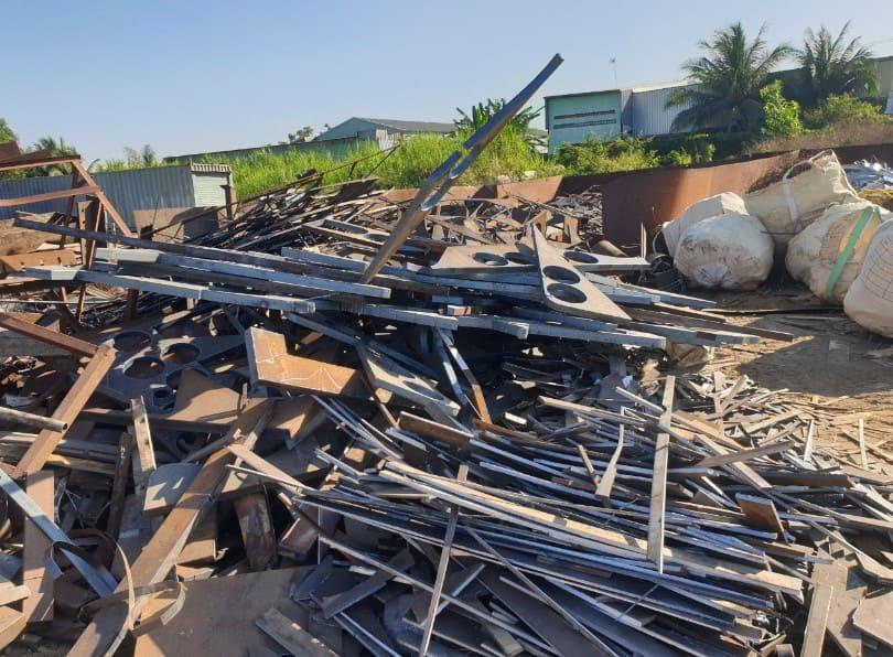 Hệ thống xe thu mua phế liệu tận nơi